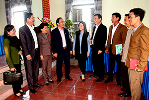 Đại biểu Quốc hội tỉnh Bắc Giang tiếp xúc cử tri huyện Hiệp Hòa quan tâm giải quyết những vấn đề...